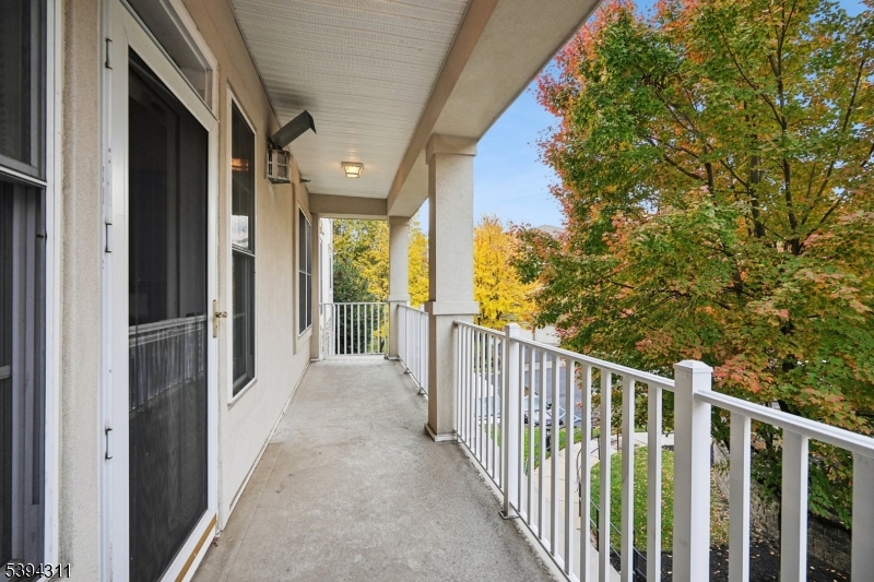 Four Seasons - Residential