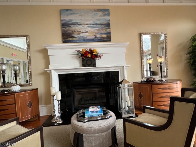 Four Seasons - Residential