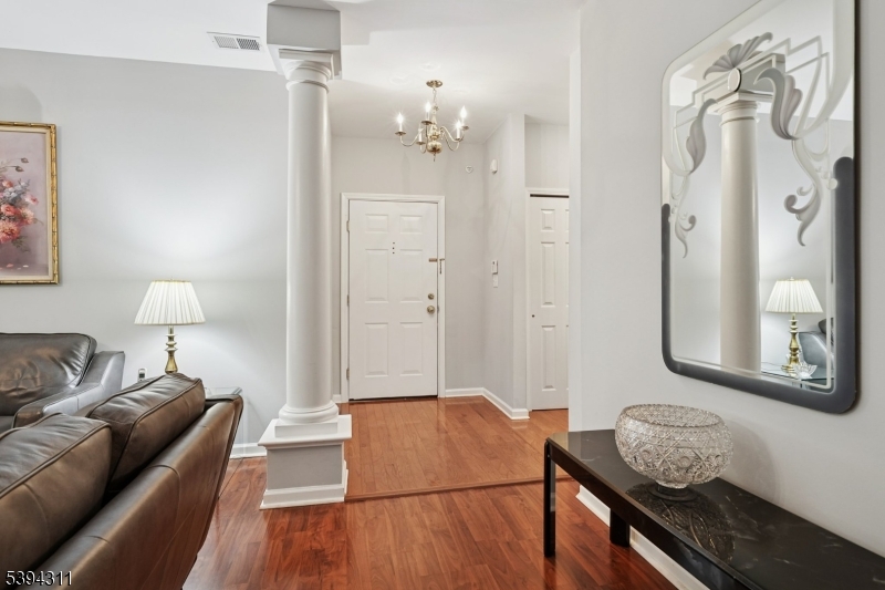 Four Seasons - Residential