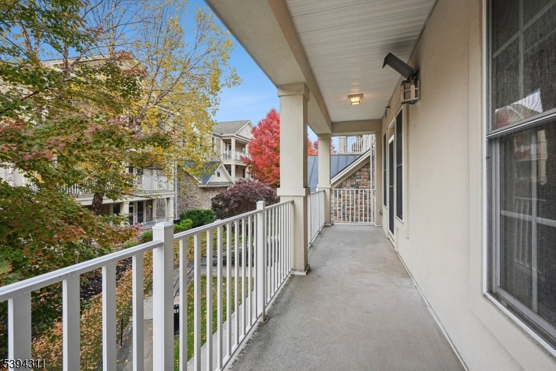 Four Seasons - Residential