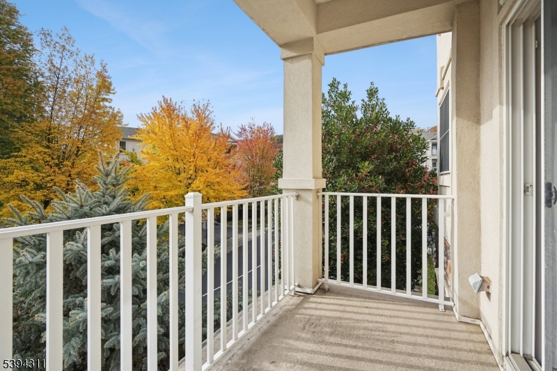 Four Seasons - Residential