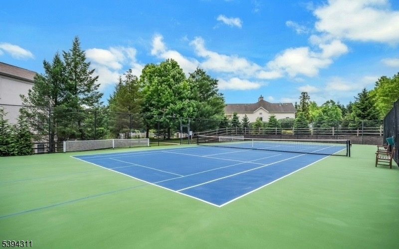 Four Seasons - Residential