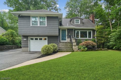 111 W End Ave, Summit City, NJ 07901 - #: 3914127