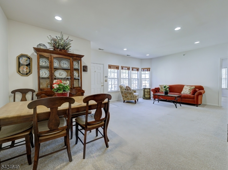 Hunting Meadows - Residential