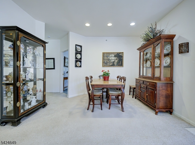 Hunting Meadows - Residential