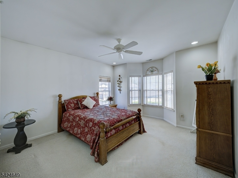 Hunting Meadows - Residential