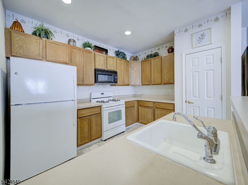 Hunting Meadows - Residential