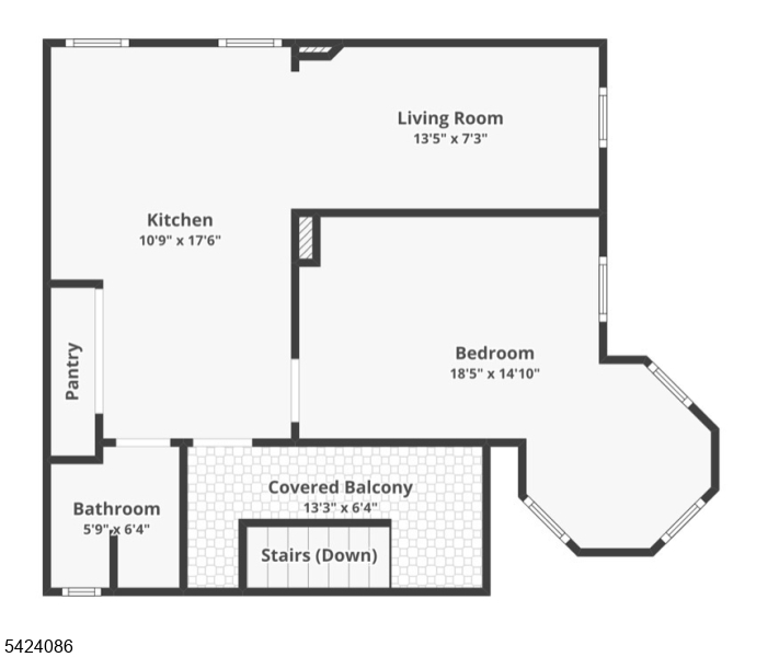 Main image without alt text