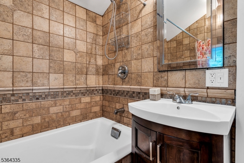 Upper Greenwood Lake - Residential