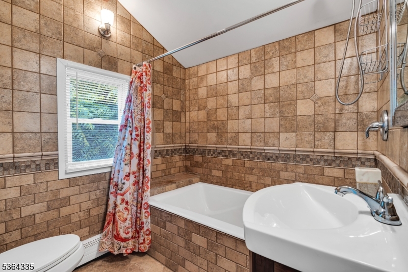 Upper Greenwood Lake - Residential