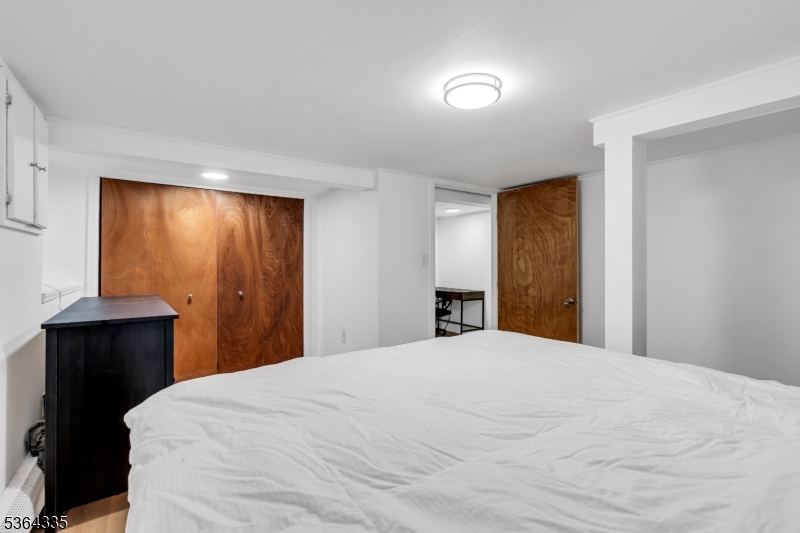 Upper Greenwood Lake - Residential