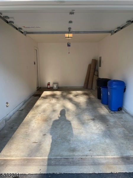 Hamilton Crest - Residential Lease