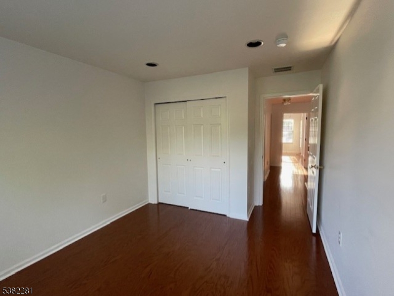 Hamilton Crest - Residential Lease