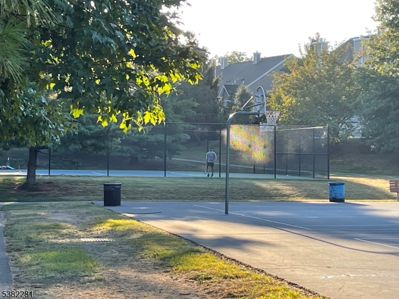 Hamilton Crest - Residential Lease