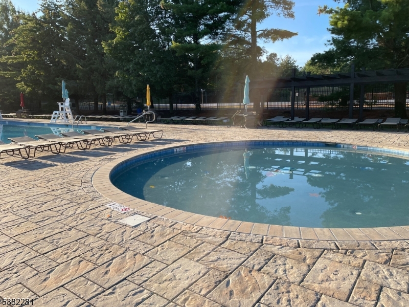 Hamilton Crest - Residential Lease