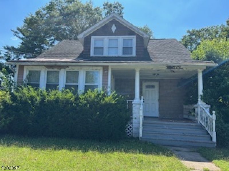 Middlesex Boro, New Jersey 08846, United States, 3 Bedrooms Bedrooms, ,2 BathroomsBathrooms,Residential,Pending,51360