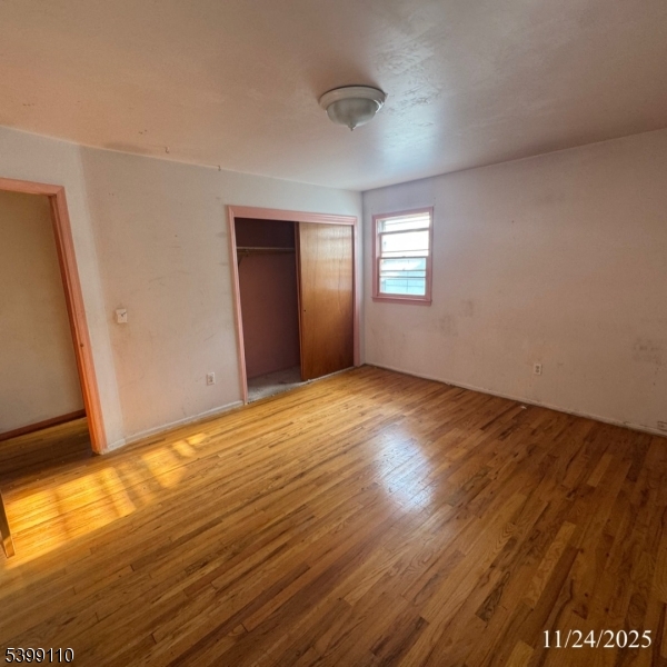 Larchmont - Residential