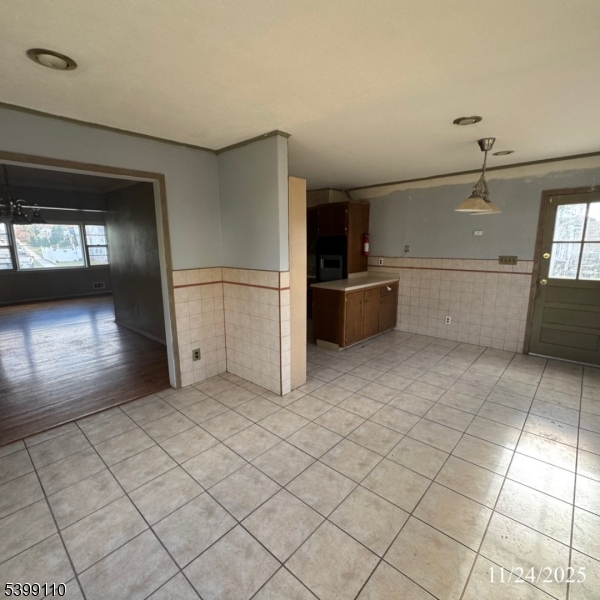 Larchmont - Residential