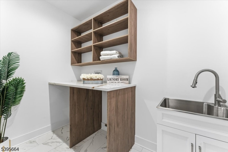 Collins - Residential