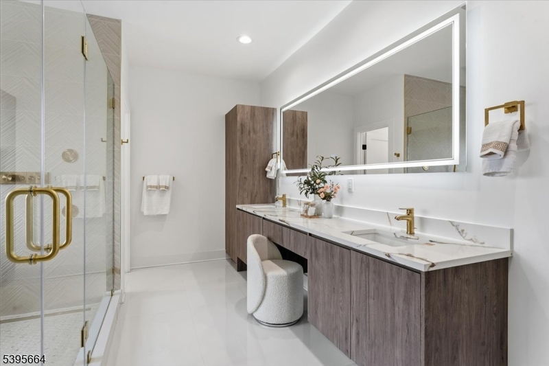 Collins - Residential