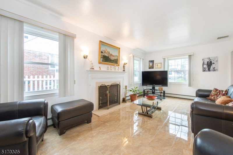 Lakeview - Residential