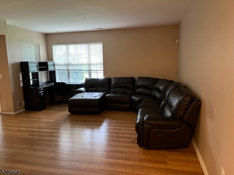 Morris Place - Residential Lease