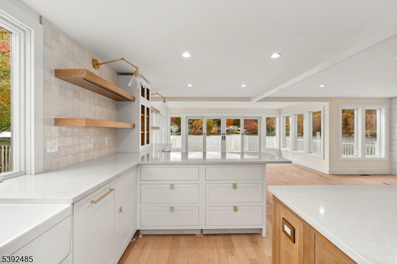 LAKE MOHAWK - Residential