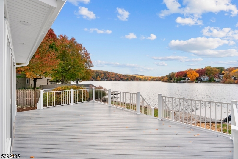 LAKE MOHAWK - Residential