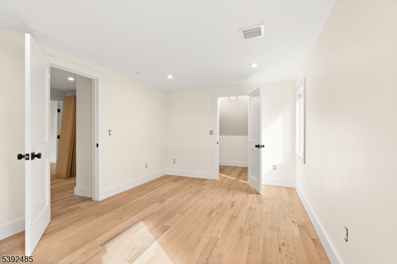 LAKE MOHAWK - Residential