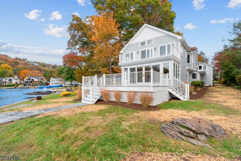 LAKE MOHAWK - Residential