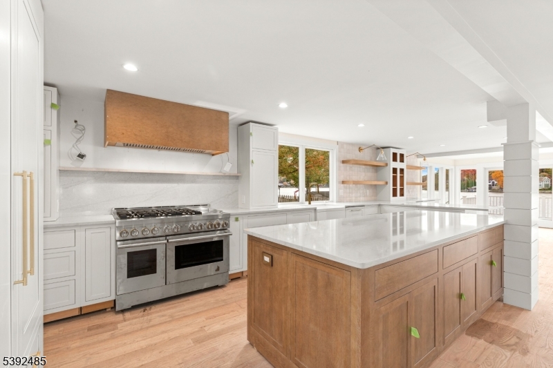 LAKE MOHAWK - Residential