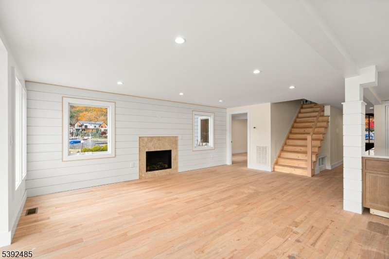 LAKE MOHAWK - Residential