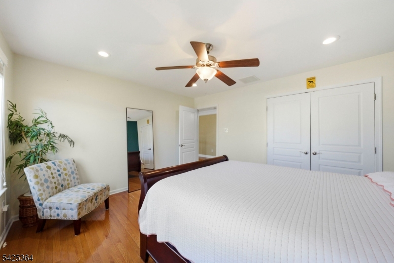 Parkside at Mountain View - Residential