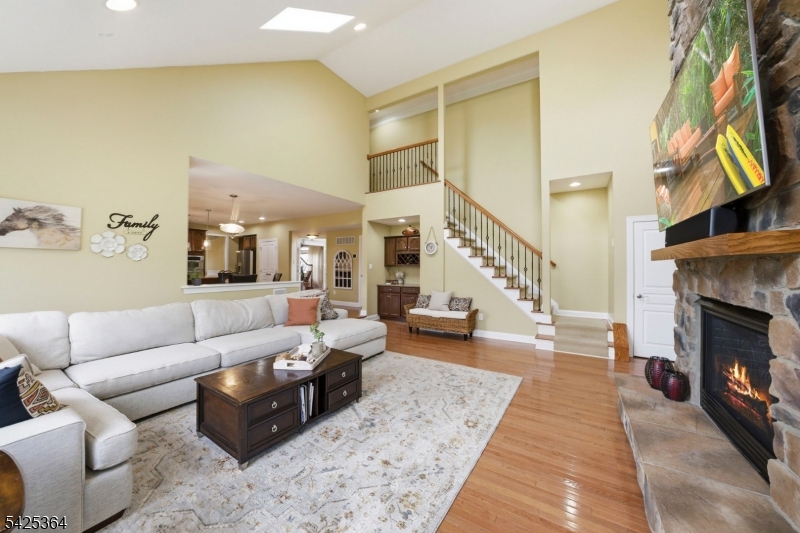 Parkside at Mountain View - Residential