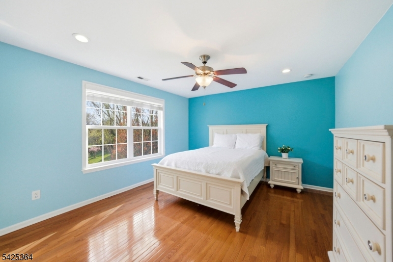 Parkside at Mountain View - Residential