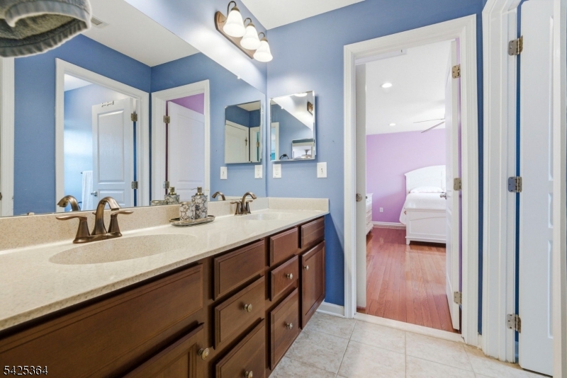 Parkside at Mountain View - Residential