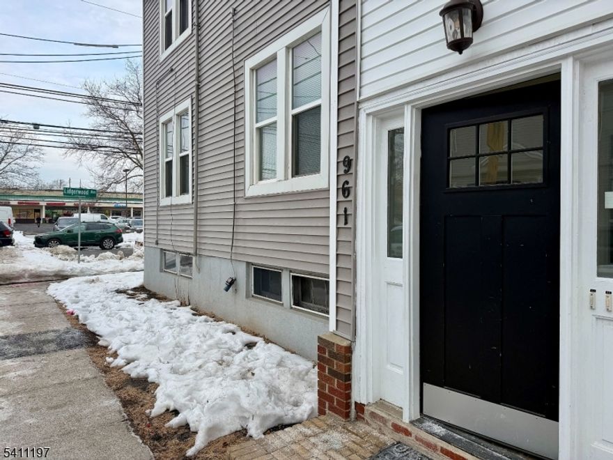 Great opportunity to rent this beautifully renovated 2-bedroom apartment located on the second floor in the desirable Elmora section of Elizabeth. This remodeled unit features brand-new flooring throughout, a spacious eat-in kitchen, plus pantry, and an updated bathroom with a stall shower, offering comfortable and modern living. Ideally situated near NJ Transit bus lines and close to Elizabeth Station, which is also served by Amtrak, providing convenient rail access to Newark, New York City, and beyond. Commuters will also appreciate easy access to the Garden State Parkway and the New Jersey Turnpike. Close to shopping, restaurants, parks, schools, and just minutes from The Mills at Jersey Gardens and Newark Liberty International Airport. A prime location combining modern updates with unbeatable convenience!