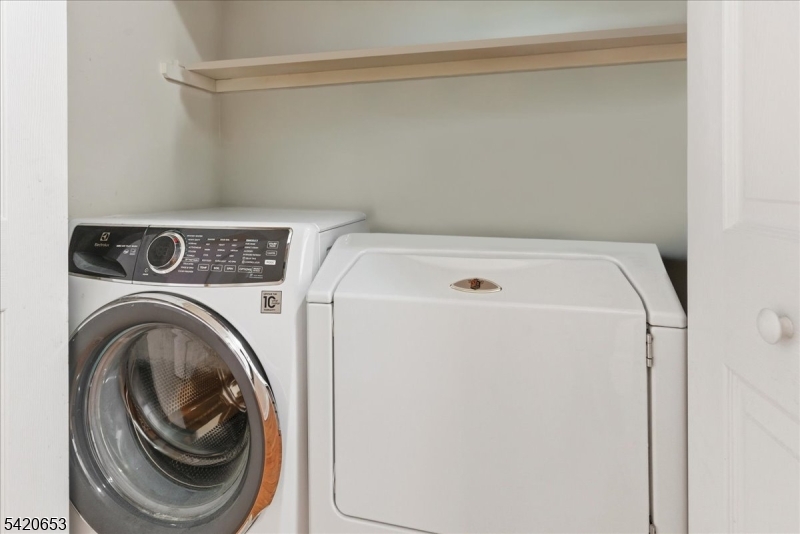 Lake Parsippany - Residential