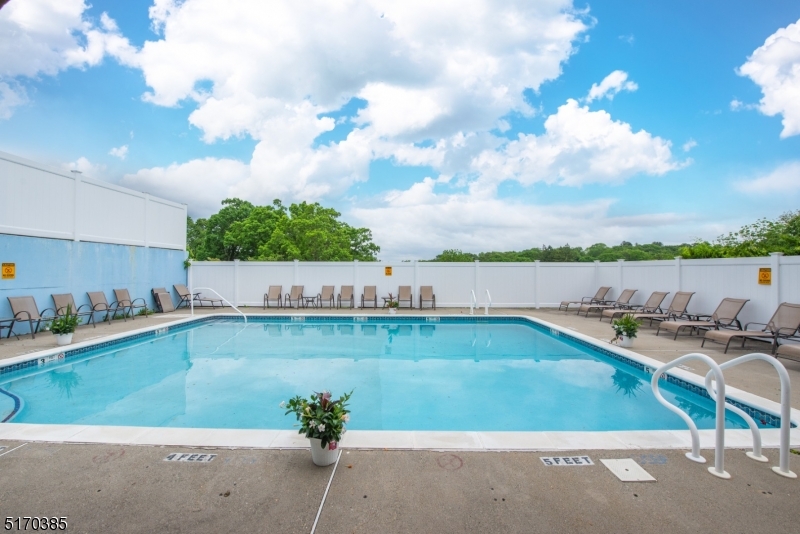 Brae Loch - Residential