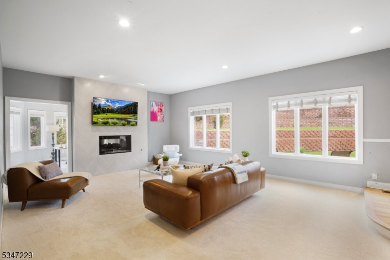 Summit Woods - Residential