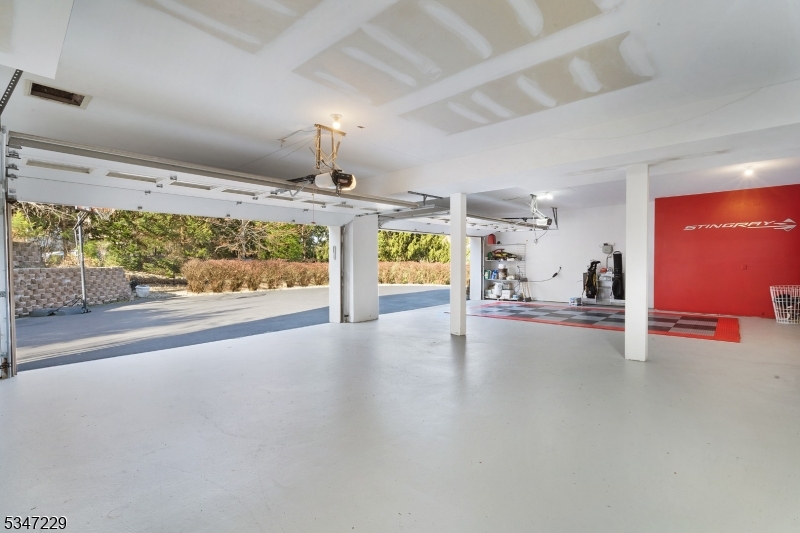 Summit Woods - Residential