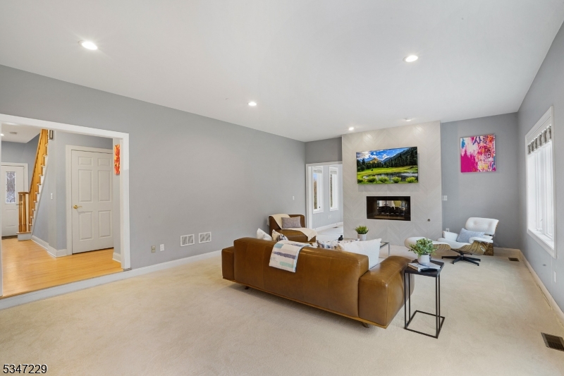 Summit Woods - Residential