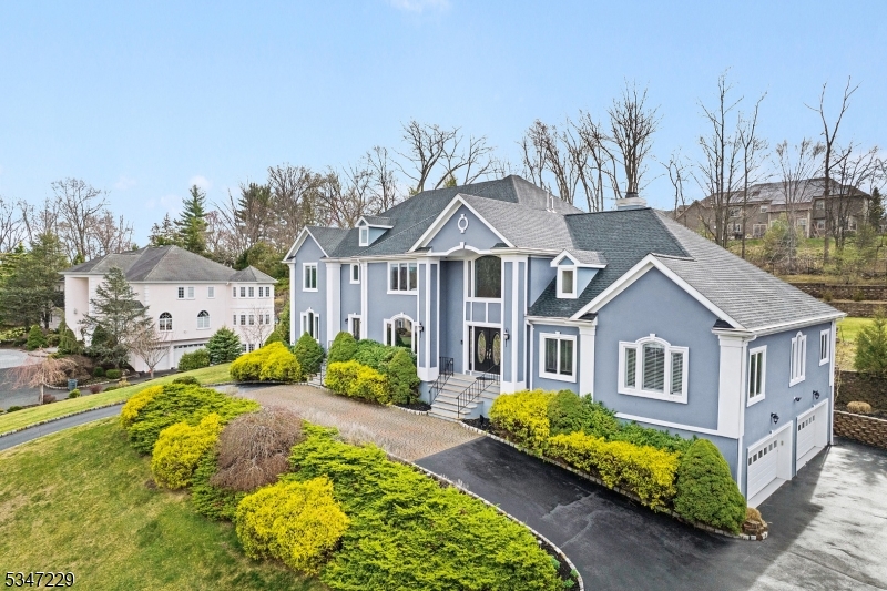 Summit Woods - Residential