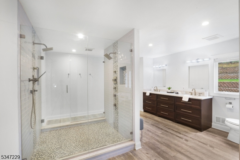 Summit Woods - Residential