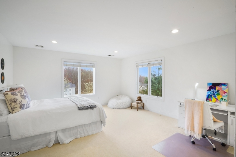 Summit Woods - Residential