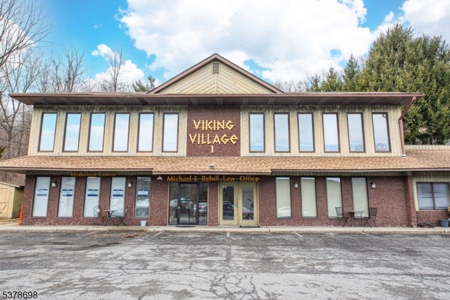 Spacious Studio 1 Bedroom Apartment Conveniently Located Above Office Space Offers 1.5 Baths, Fresh Paint, Mountain Views! This is a must see!