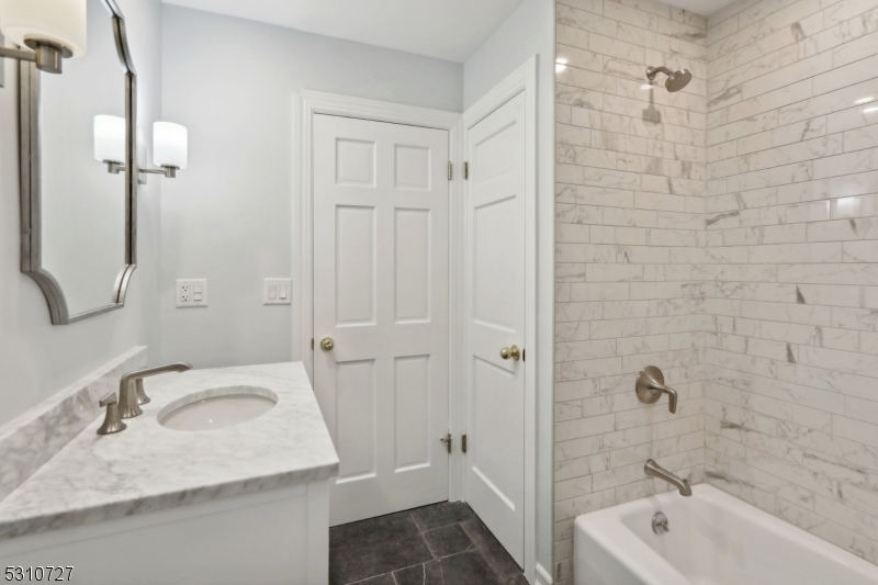 Rio Vista Estates - Residential