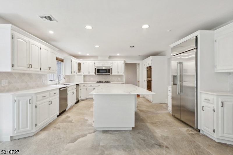 Rio Vista Estates - Residential