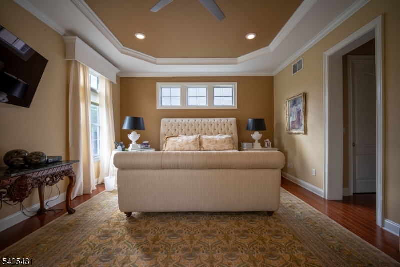 Four Seasons Promenade - Residential