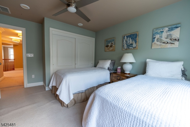 Four Seasons Promenade - Residential